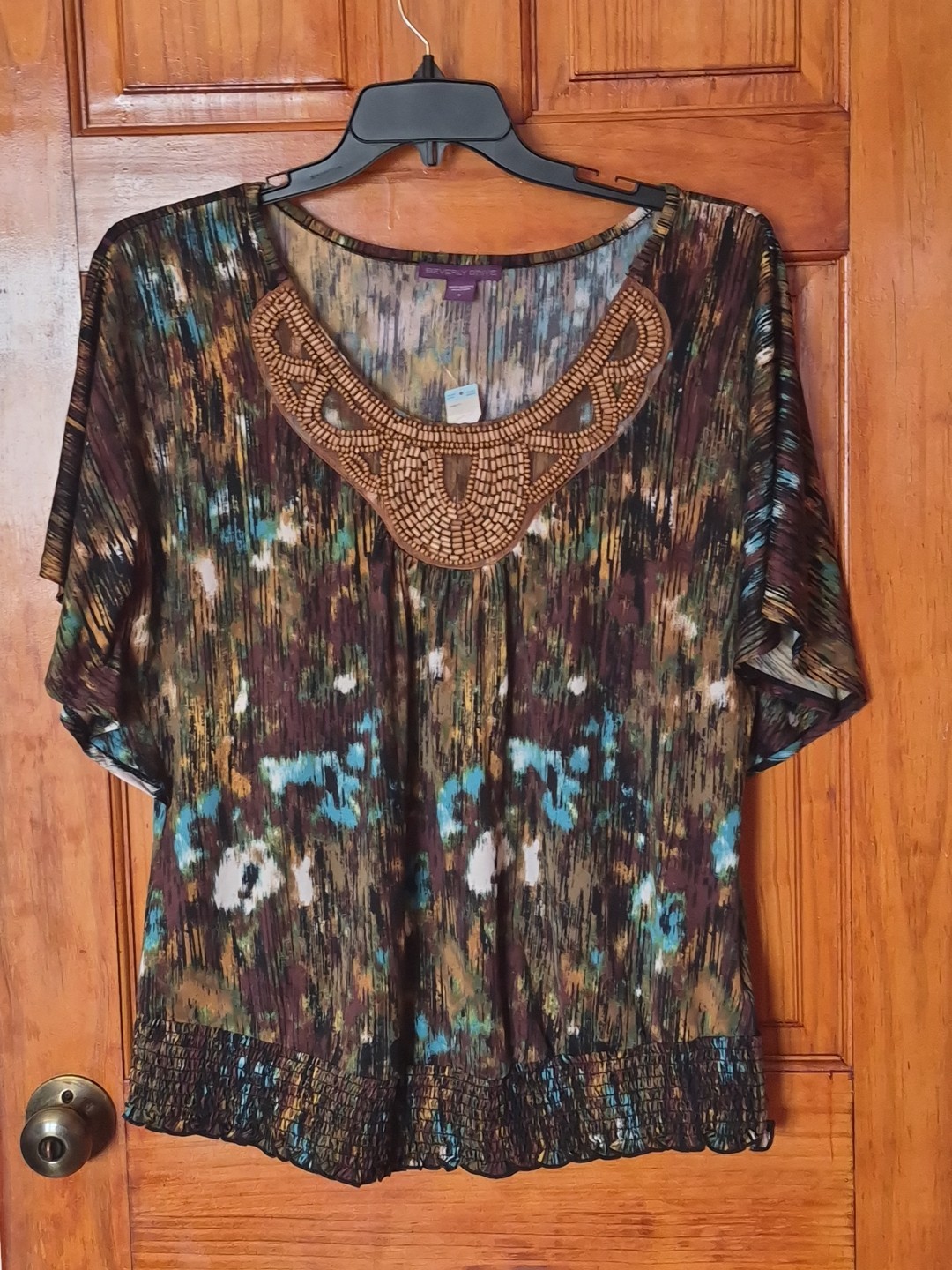 BEVERLY DRIVE Women’s TOP STRETCHABLE Blouse Embellished Size 1X NWOT