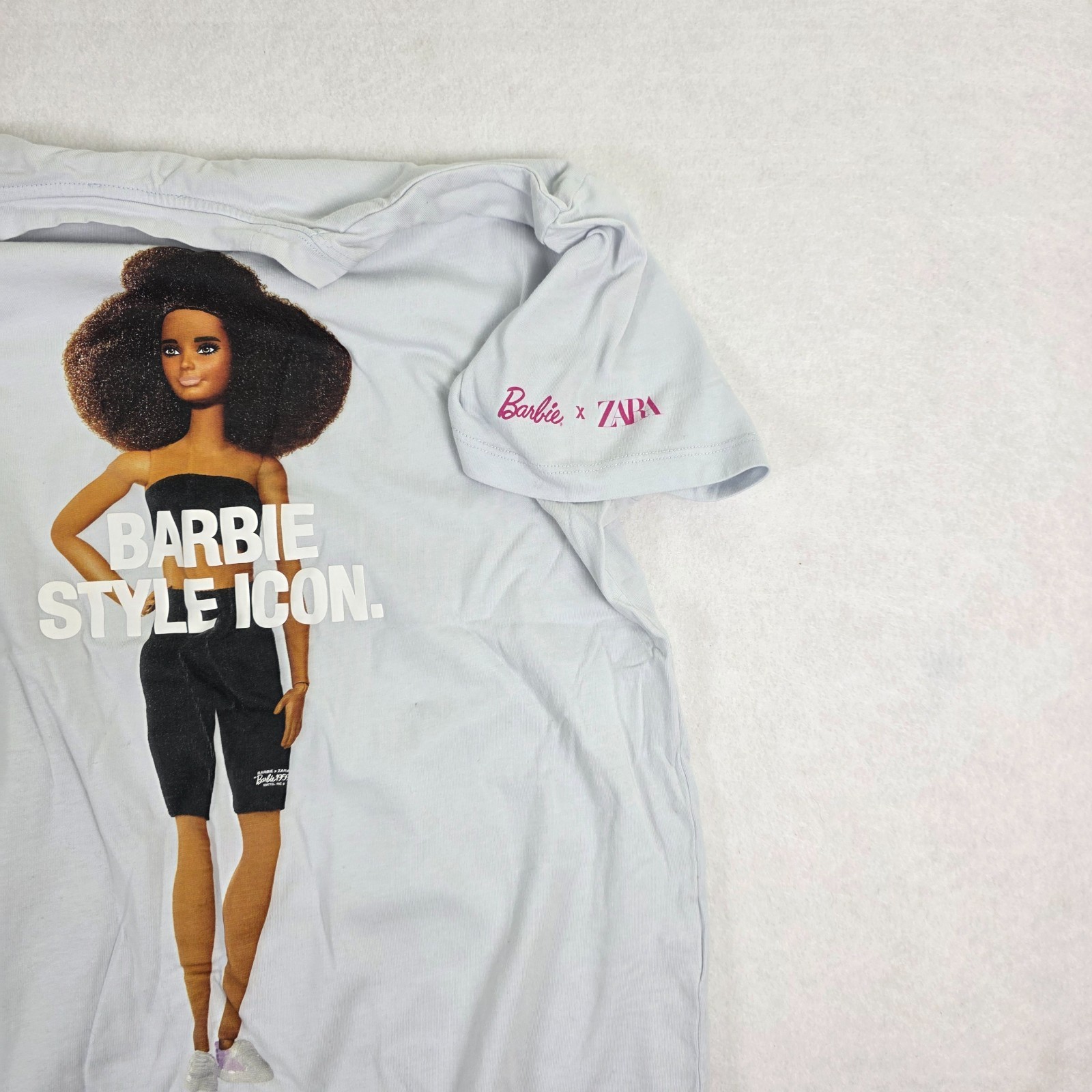 Zara x Barbie Style Icon Graphic T-Shirt Womens Medium Gray Short Sleeve
