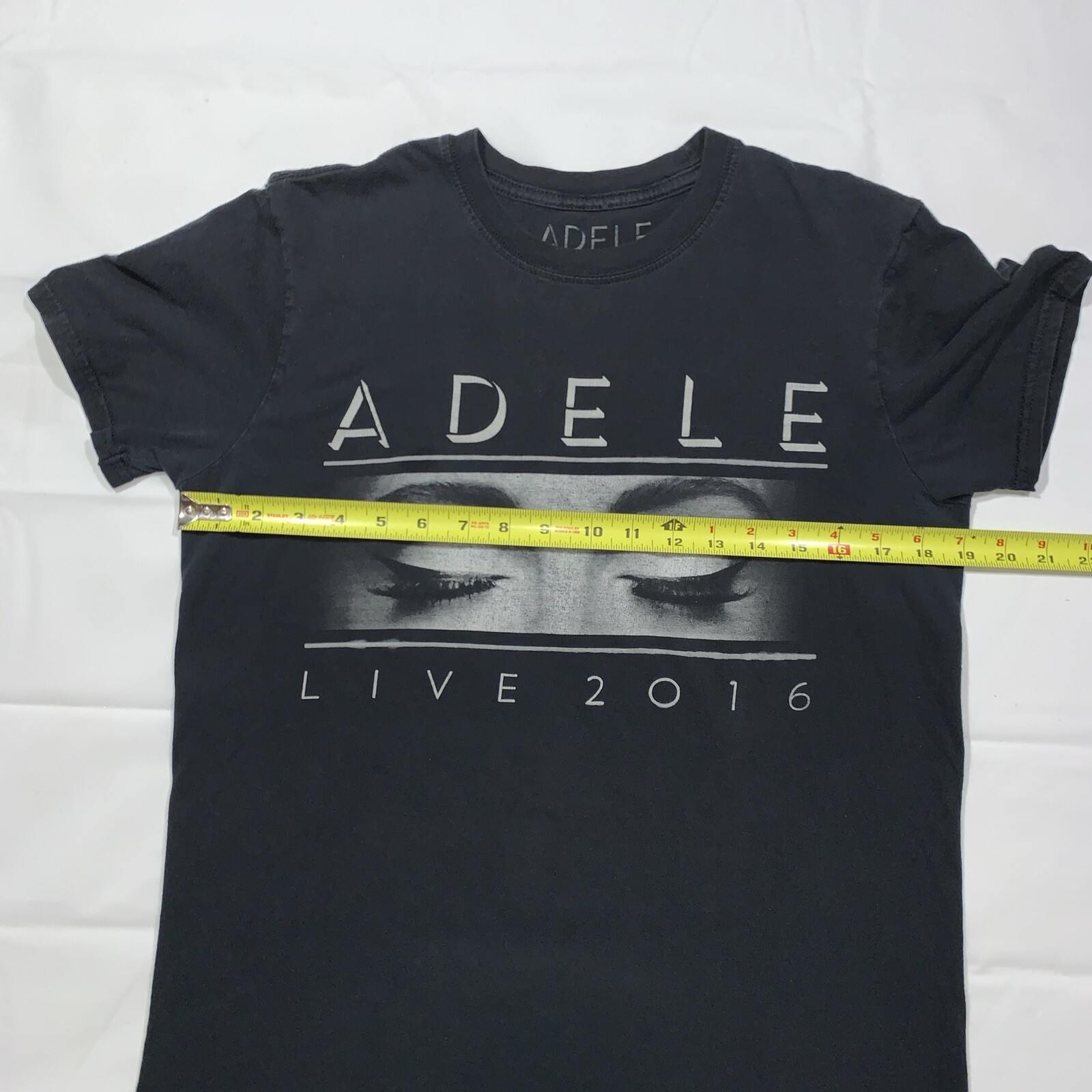 Adele Live 2016 Concert Tour T-Shirt Women’s Size Medium