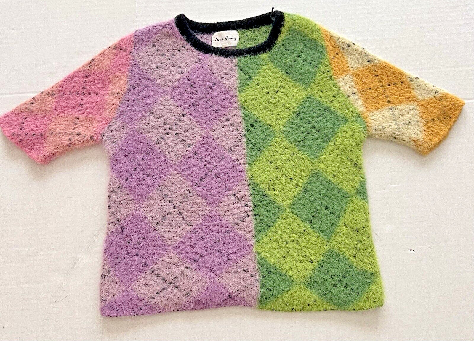 Colorful Short Sleeve Fuzzy Sweater Argyle Trendy Youthful Size Med Contemporary