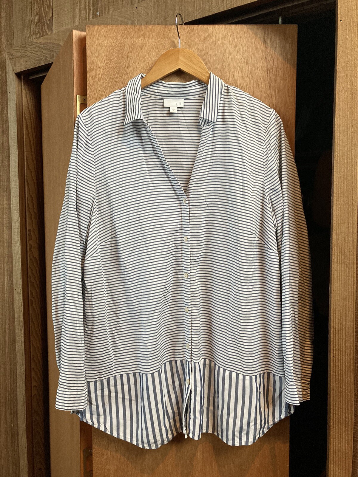 J Jill (Size L) Rayon Stripe Tunic Blouse Top Classic Modern Artsy