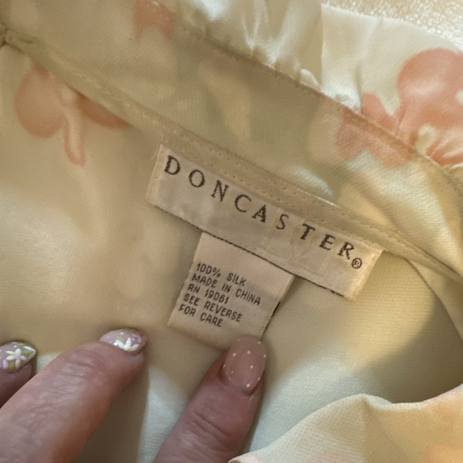 Doncaster Women’s 8 Beige/Pink Floral Silk Chiffon Collared Button Ruffle Sheer