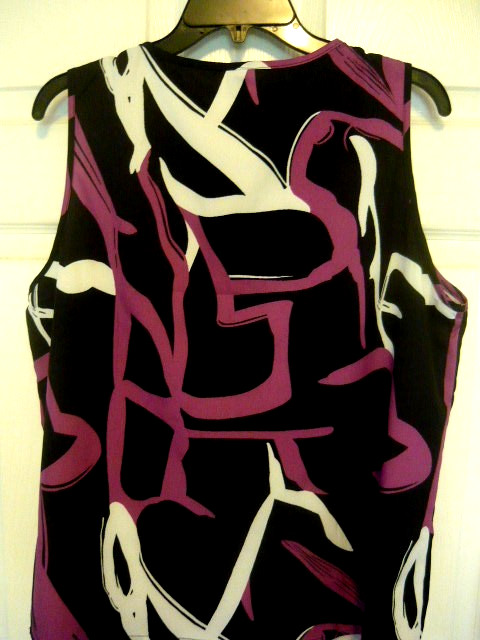 Ladies Large Sleeveless Blouse Top, V Neckline w/ Center Pleat, by Shein