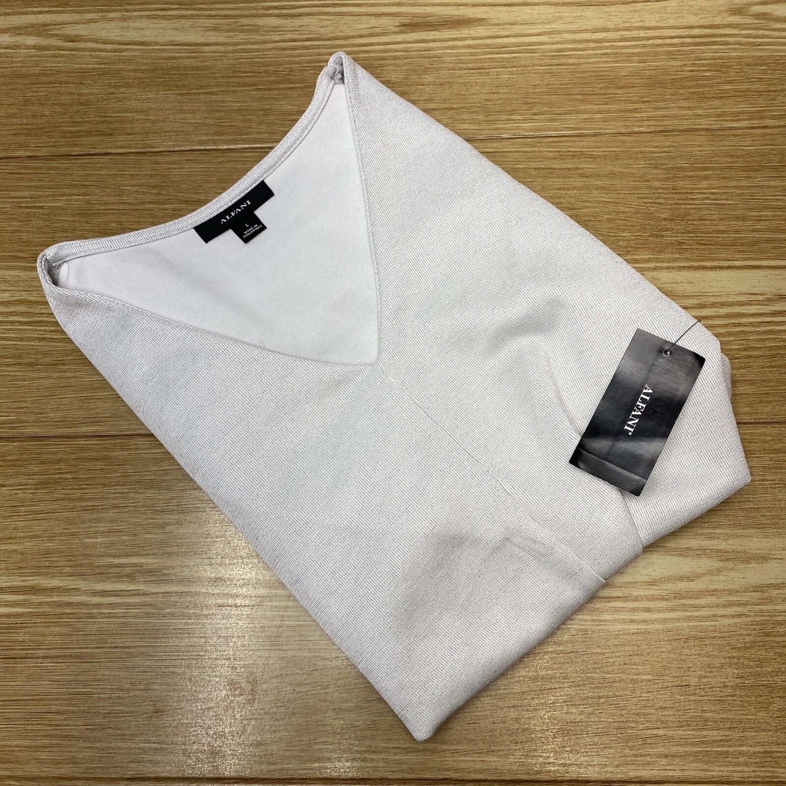 Blusa Para Mujer Alfani Blanca Metalizada Manga Larga Con Cuello En V Talla L