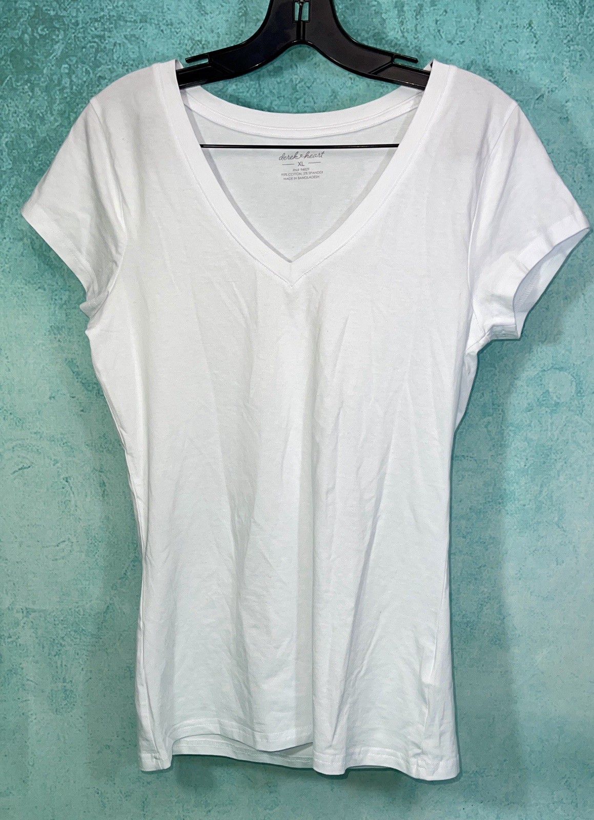 Derek Heart Women’s XL Short Sleeve V Neck Tee Shirt Solid WHITE Cotton Blend