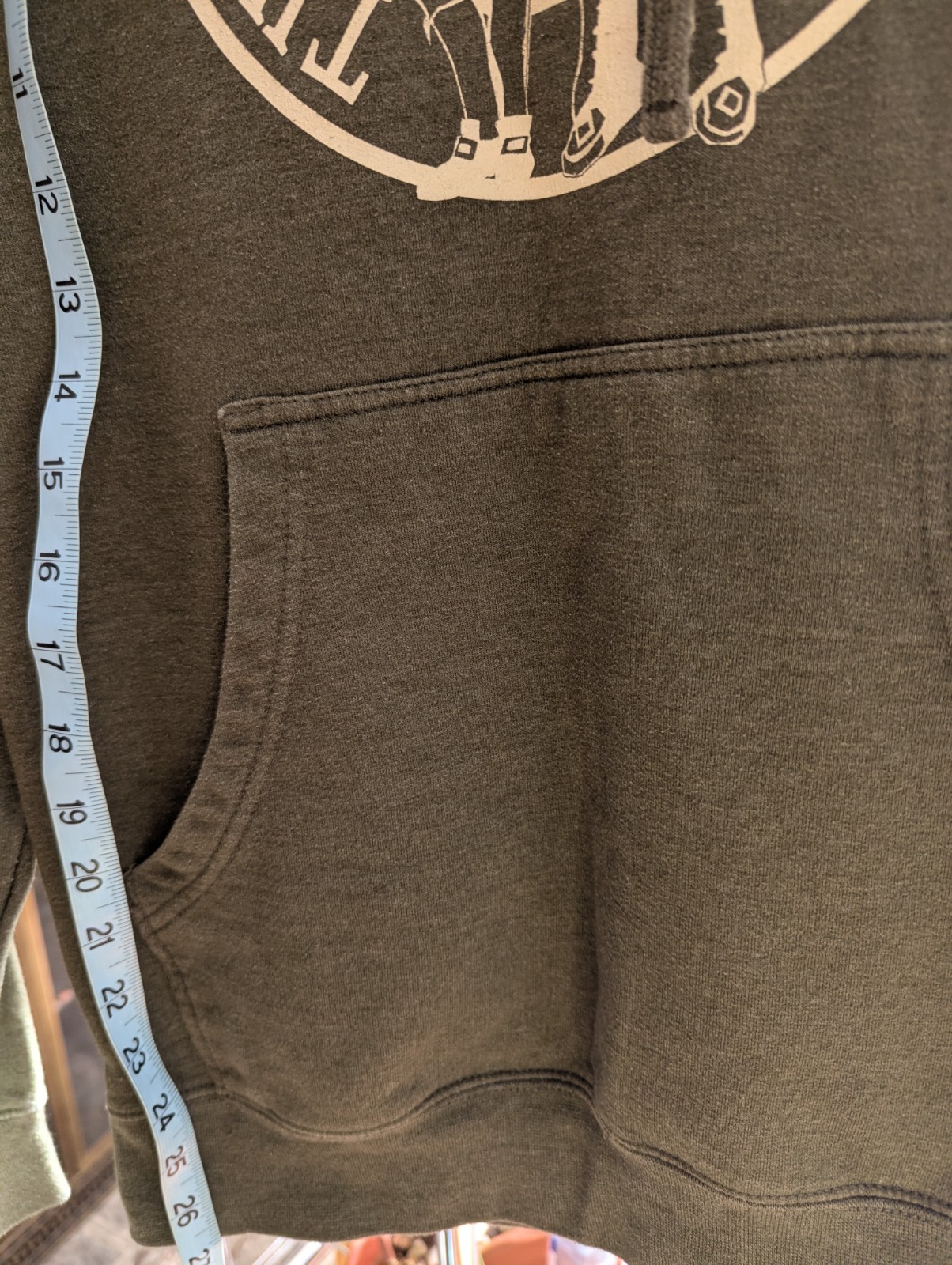 Two Rivers Brewery, Easton Pull Over size Small Women’s