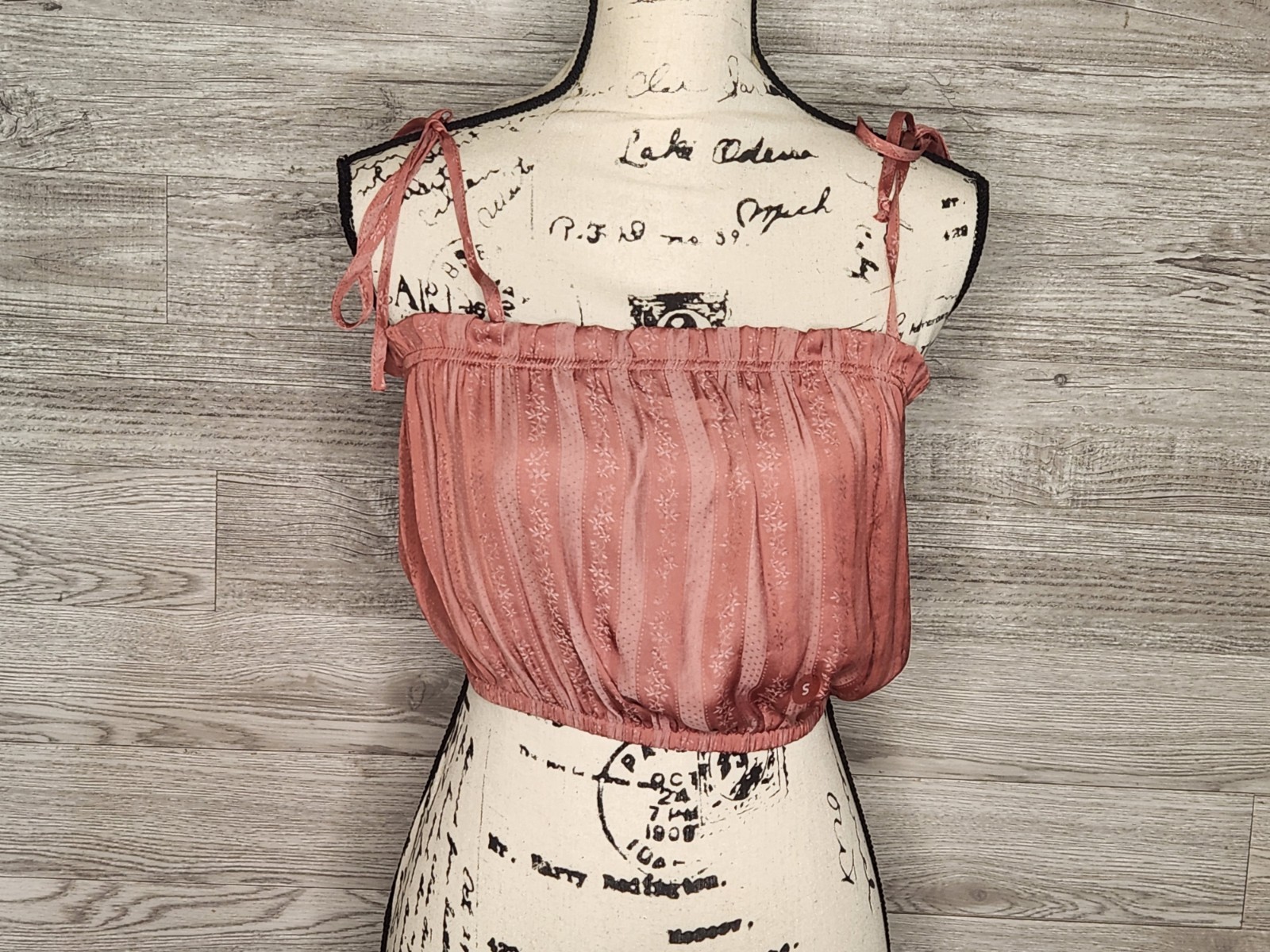 Lottie Moss Women’s Pink Spaghetti Tie Strap Puff Hem Crop Top Size Small New