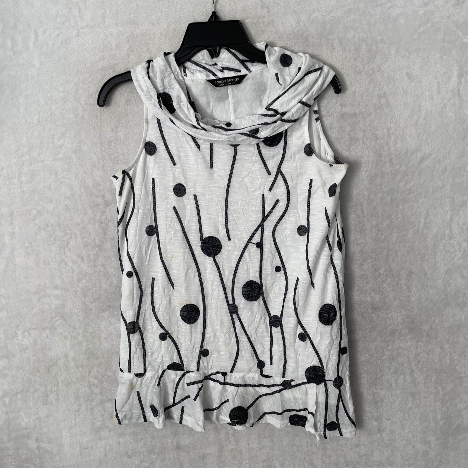 Tango Mango Womans Blouse Top White Petites Small Geometric Sleeveless