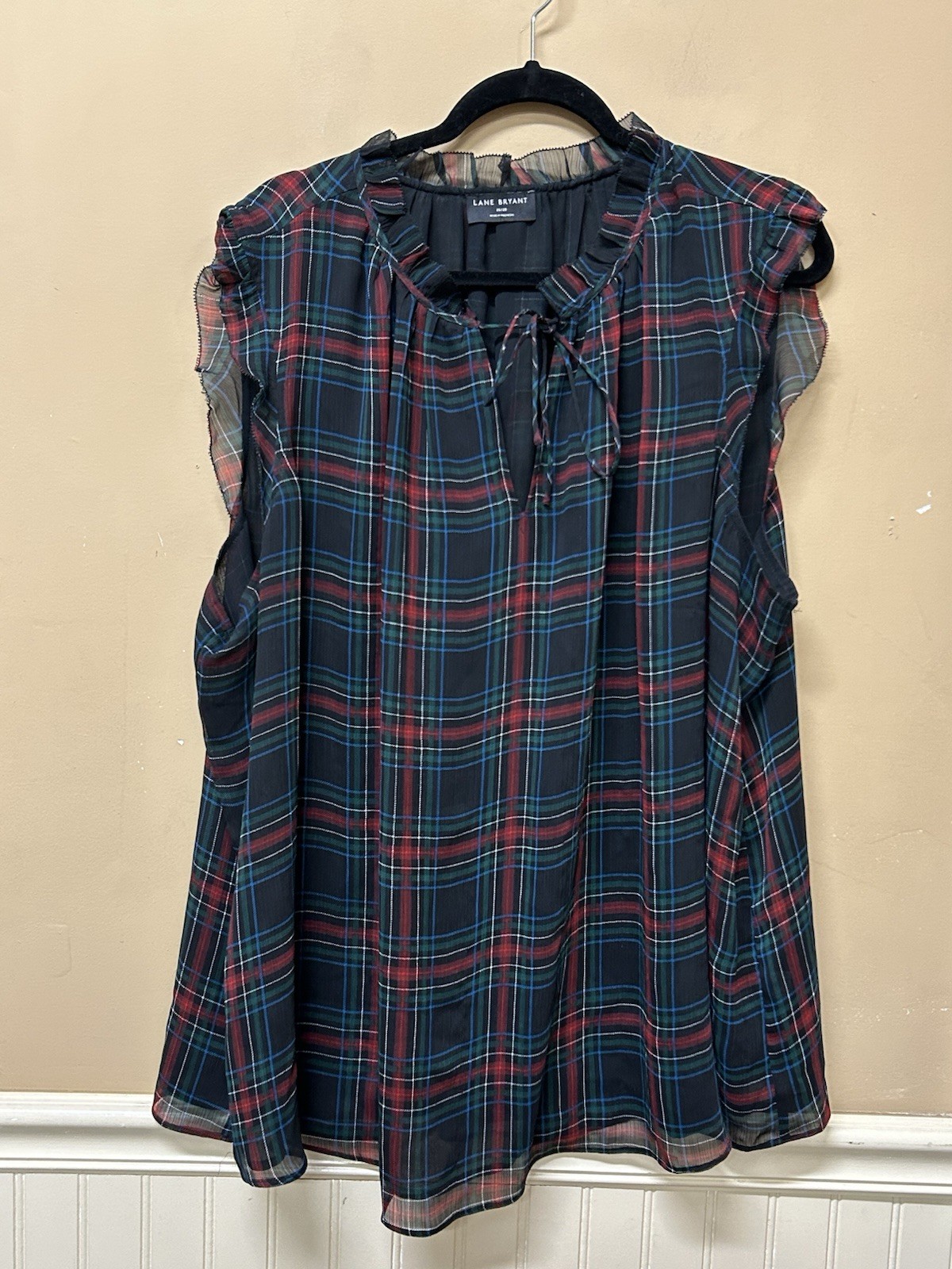 Lane Bryant Red Multicolor Tartan Plaid Ruffle Sleeveless Blouse Plus Size 26/28