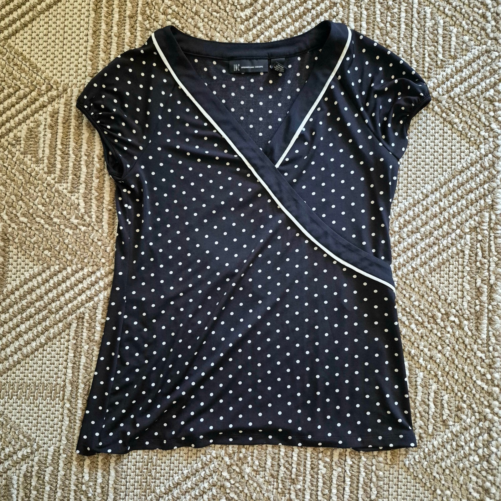 Y2K Coquette Polka Dot V-Neck Top INC Black White Contrast Trim Wrap Shirt M