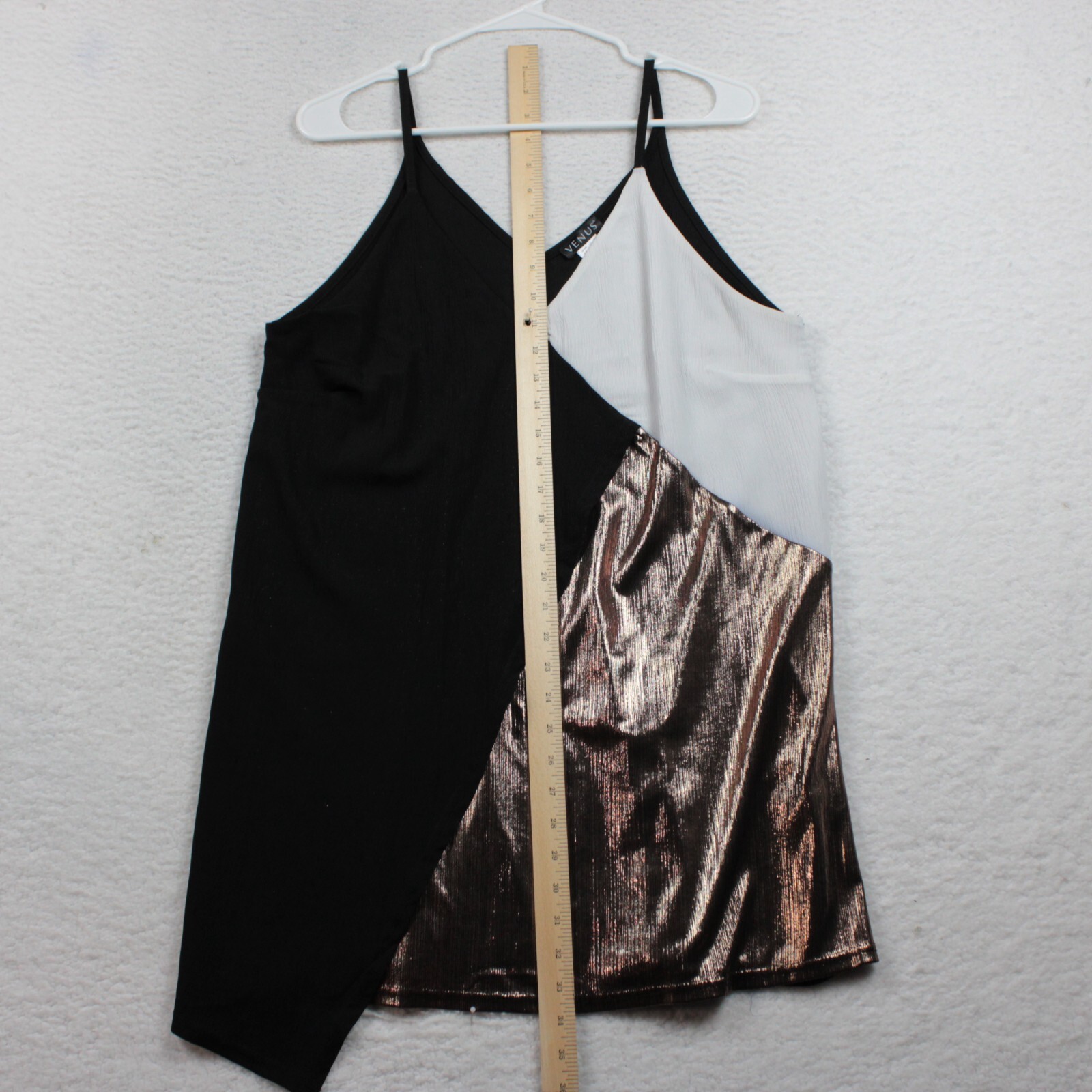 VENUS Sleeveless Layered Blouse Women’s Size Large Black, White, & Gold
