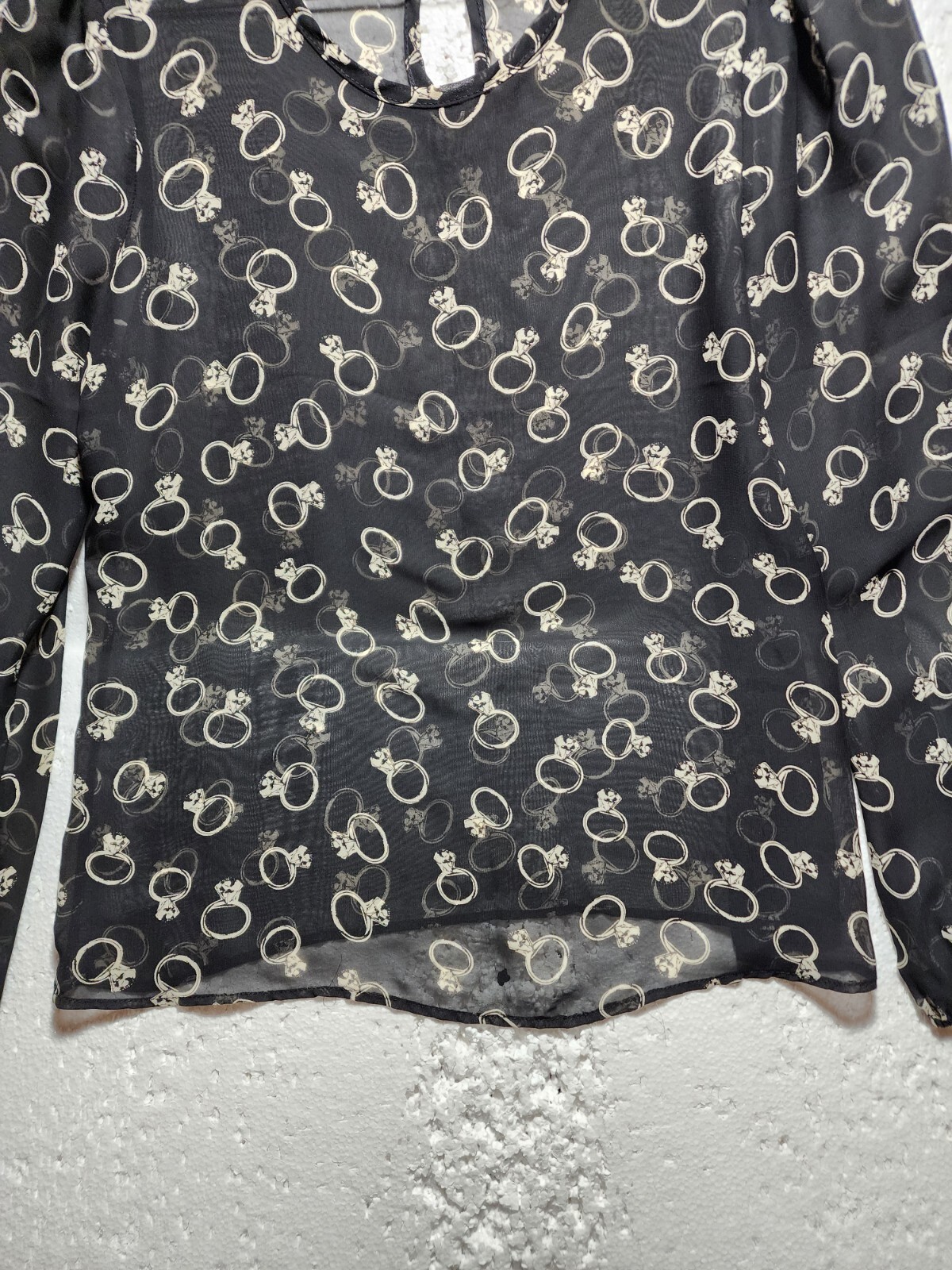 Sweet Claire Top Women Medium Black White Blouse Long Sleeve Round Neck Ring