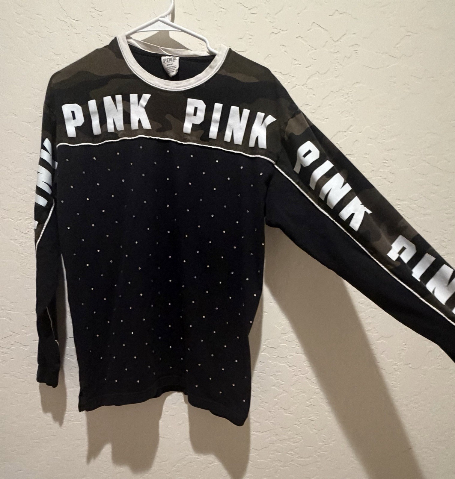 PINK Women’s Sweatshirt M Black/Green Camo Long Sleeve Crewneck Pullover