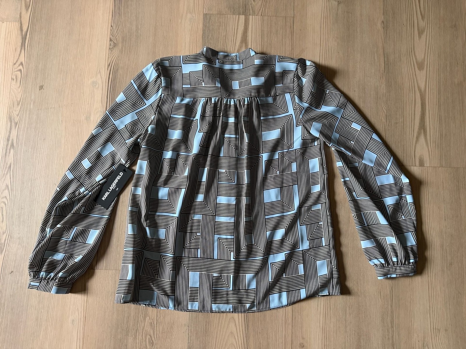 Karl Lagerfeld Paris Long Sleeve Graphic Print Button-Down Blouse