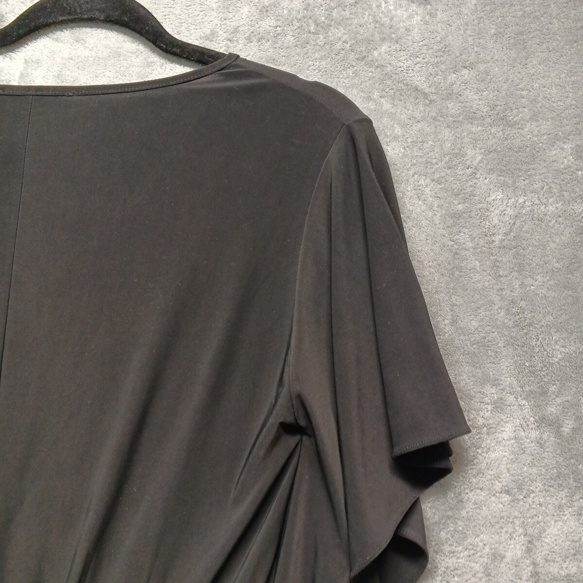 THE LIMITED Women Blouse Knit Smocked Black V-neck Flutter Sleeve XS(0-2)