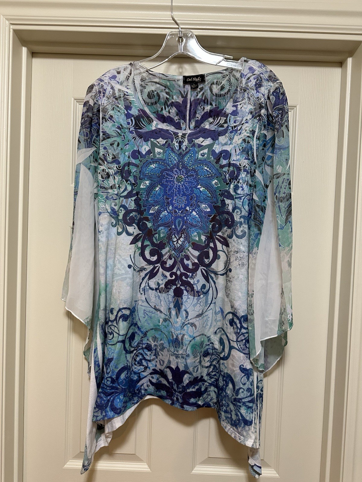 Cal Style Women’s Turquoise & Blue Floral Top 3/4 Butterfly Sleeves Size L