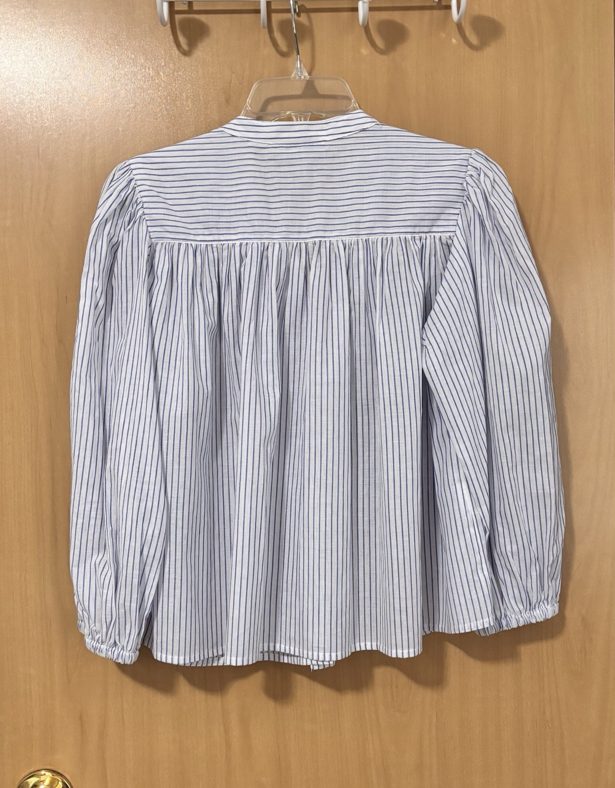 NWT Free Assembly Shirred Cotton Blouse Puff Sleeves Blue & White Strip XS
