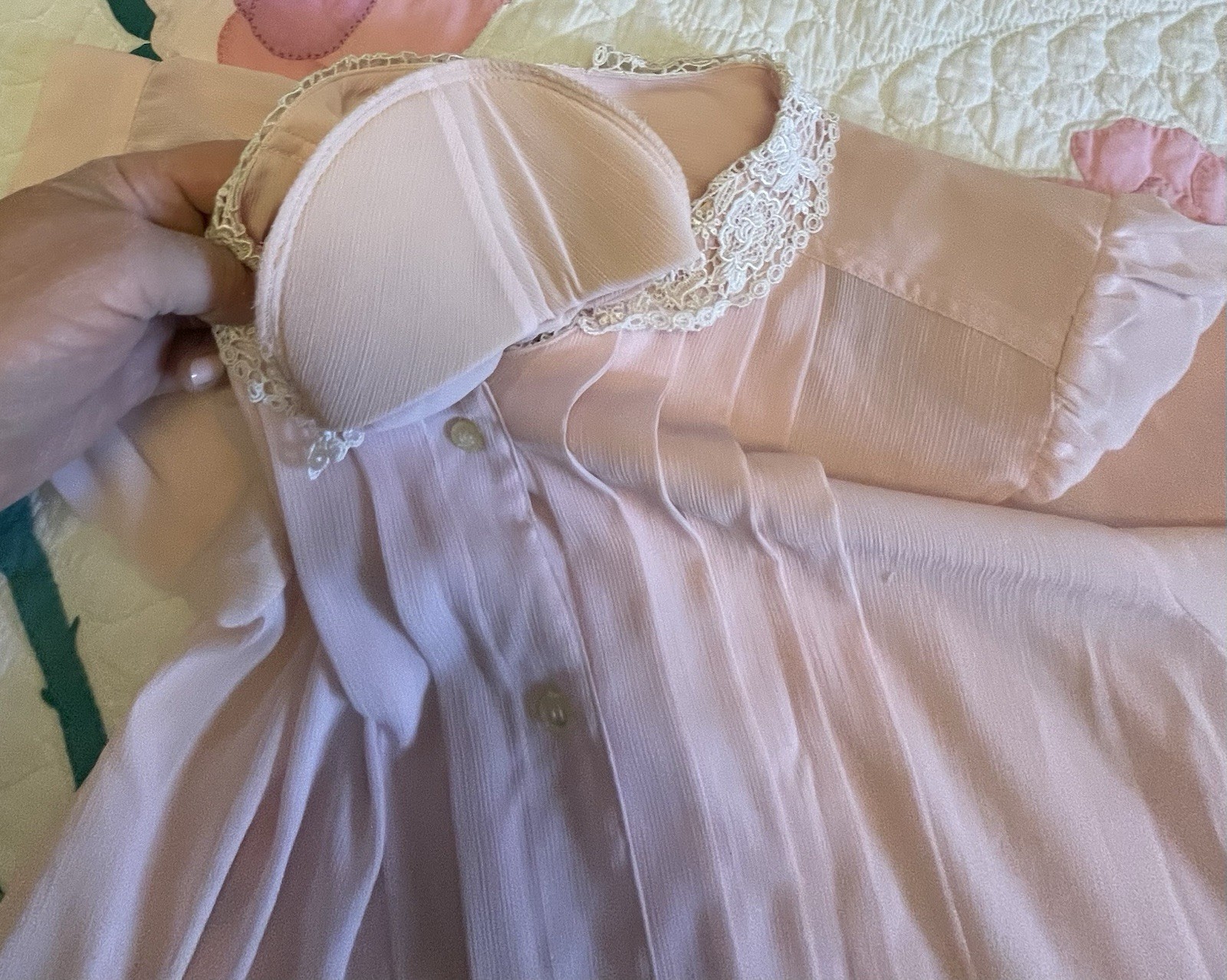Pink Pastel Blouse Top Ivory Lace Collar 3/4 Sleeves Tucks Diversity Size 14