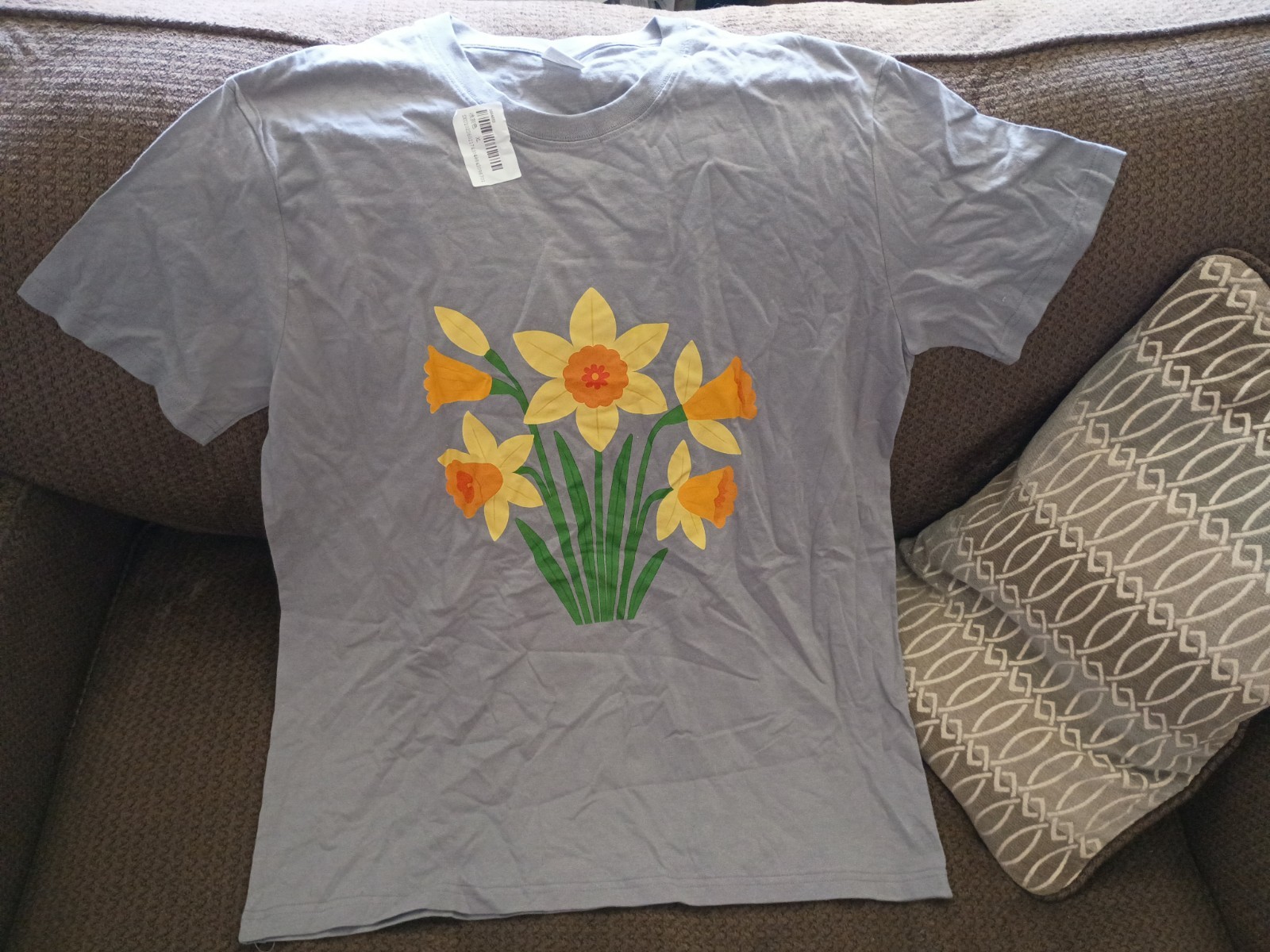 Temu Nwt Floral Gray T Shirt