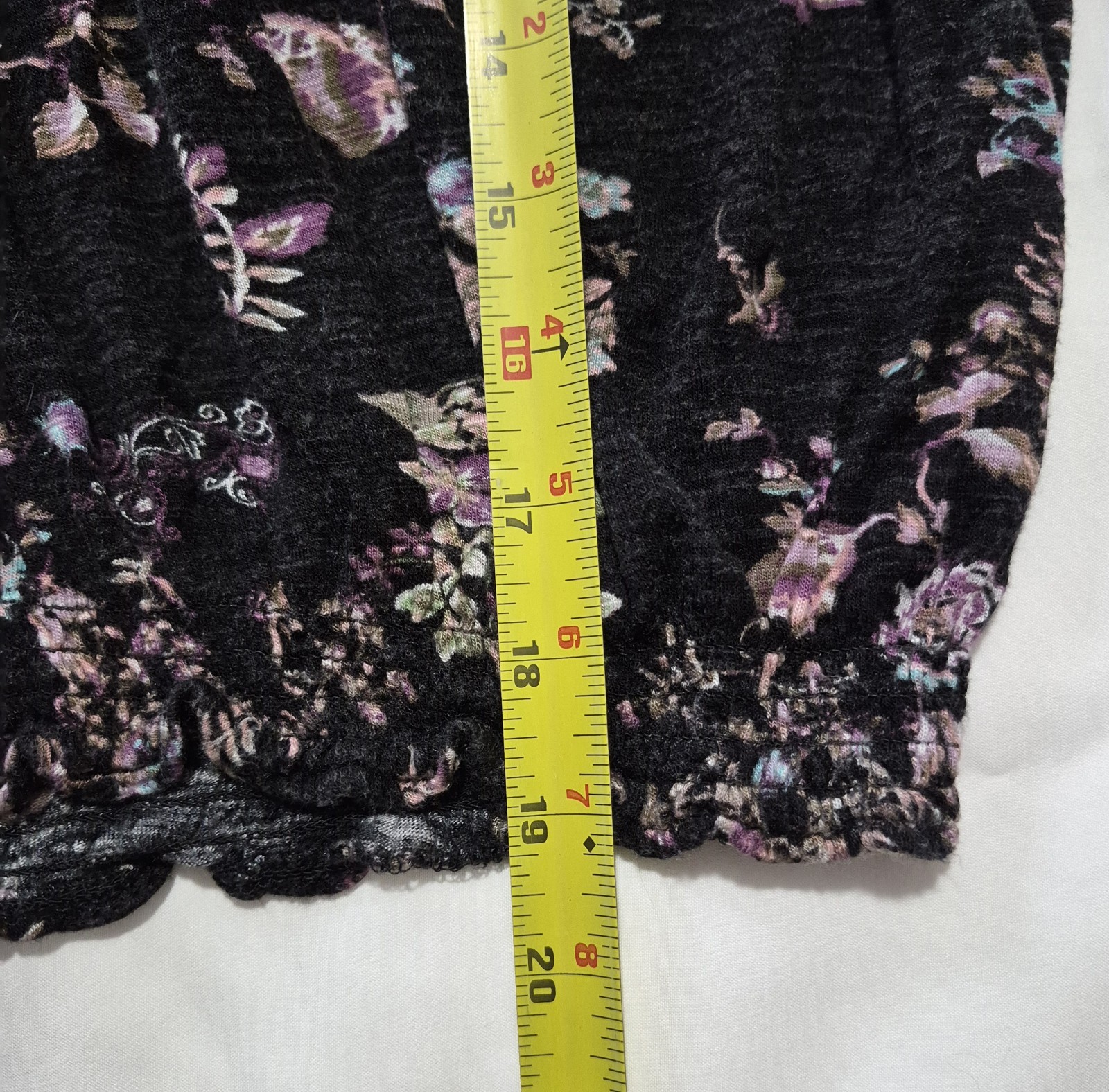 American Rag Cie Women’s Floral Blouse With Lace Neckline And Smocked Waist, XL