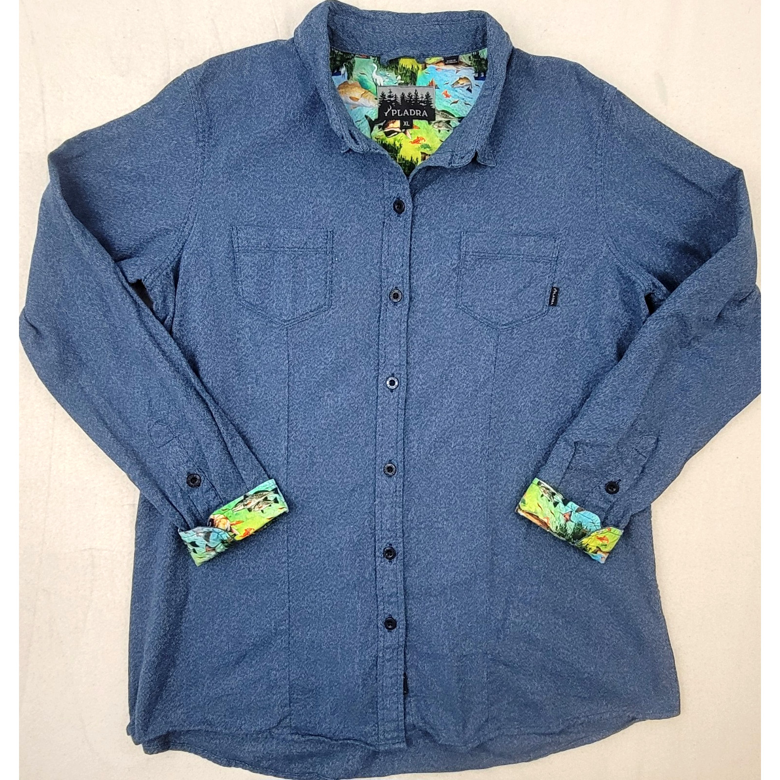 Pladra Women’s Cascade Shirt XL Blue Chambray Fishing Wildlife Lining Outdoor