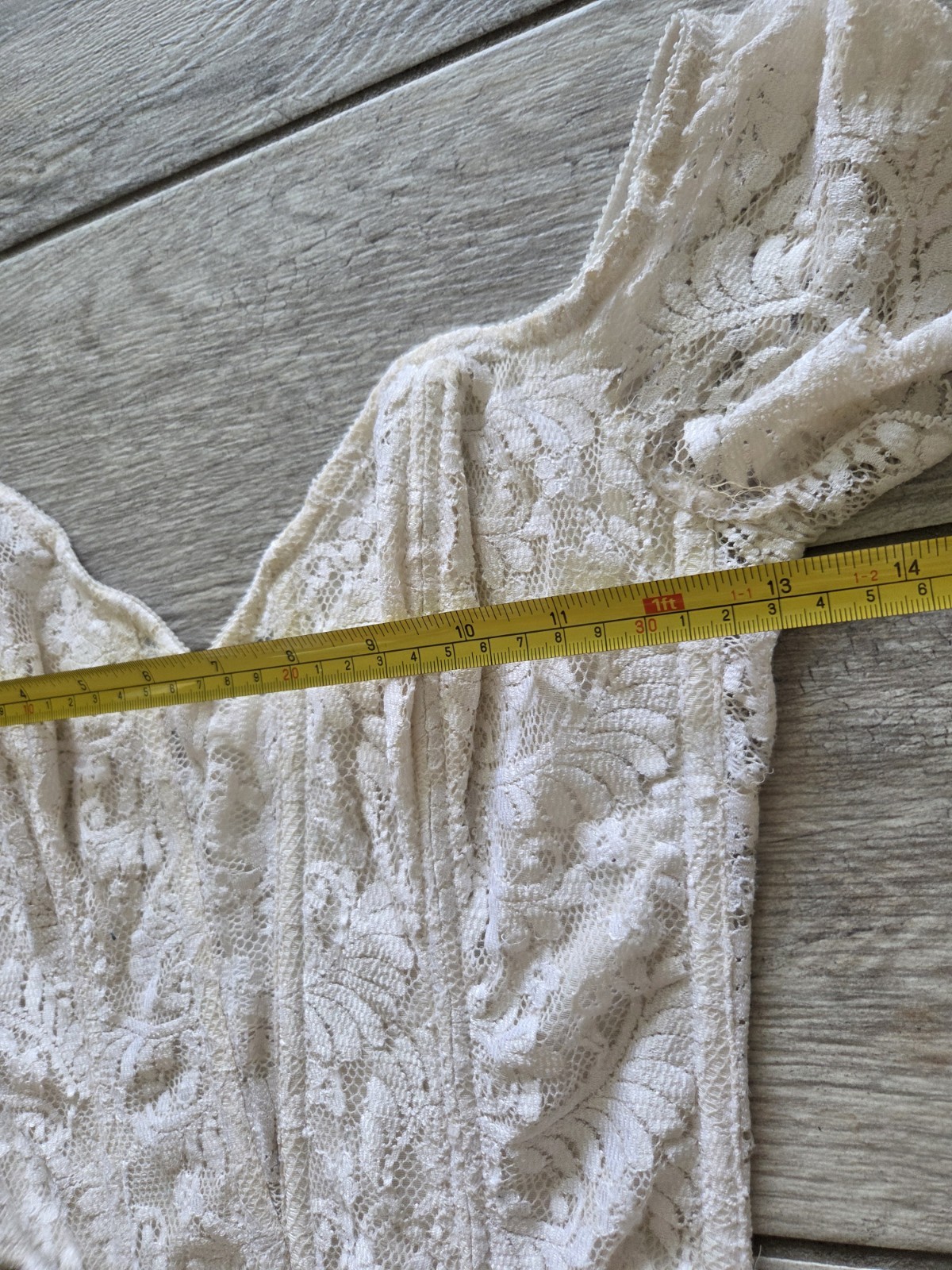 VTG Y2K On Gossamer Ivory Lace Corset Crop Top M Off Shoulder Boned Coquette