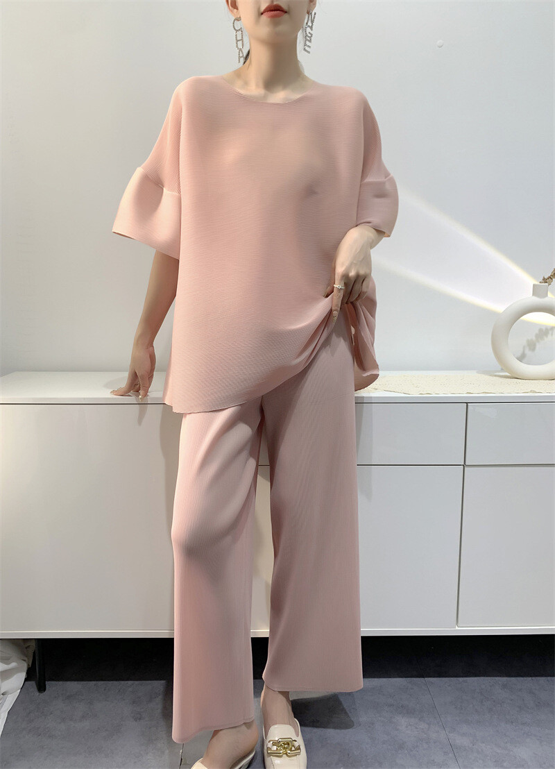 Summer Women’s Wrinkle Loose Top Straight Leg Trouser Split Wide Leg Trouser