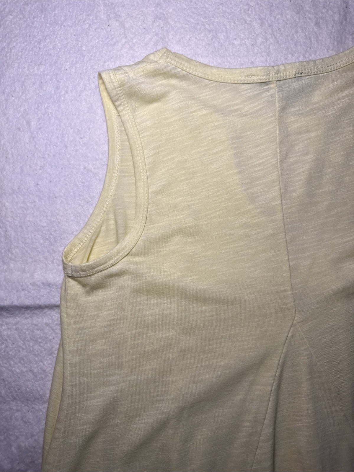 Signature Studio Woman’s Light Yellow Tank Top Size Medium
