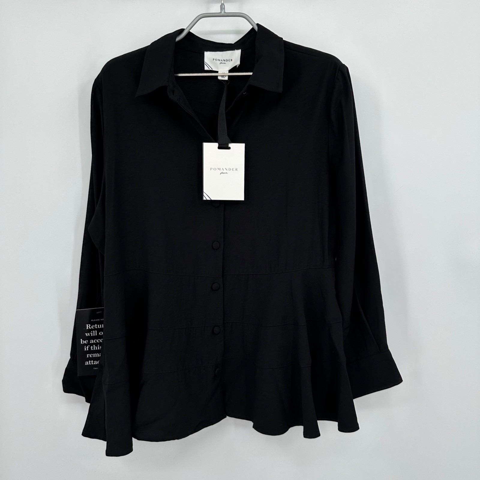 Pomander Place by Tuckernuck Black Ashlen Blouse sz M Women’s Button Front NWT