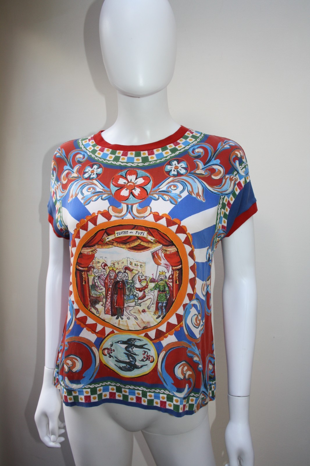 Dolce & Gabbana Teatro Pupi Sicilian Carretto Silk Top Blouse T-Shirt 42 UK 10