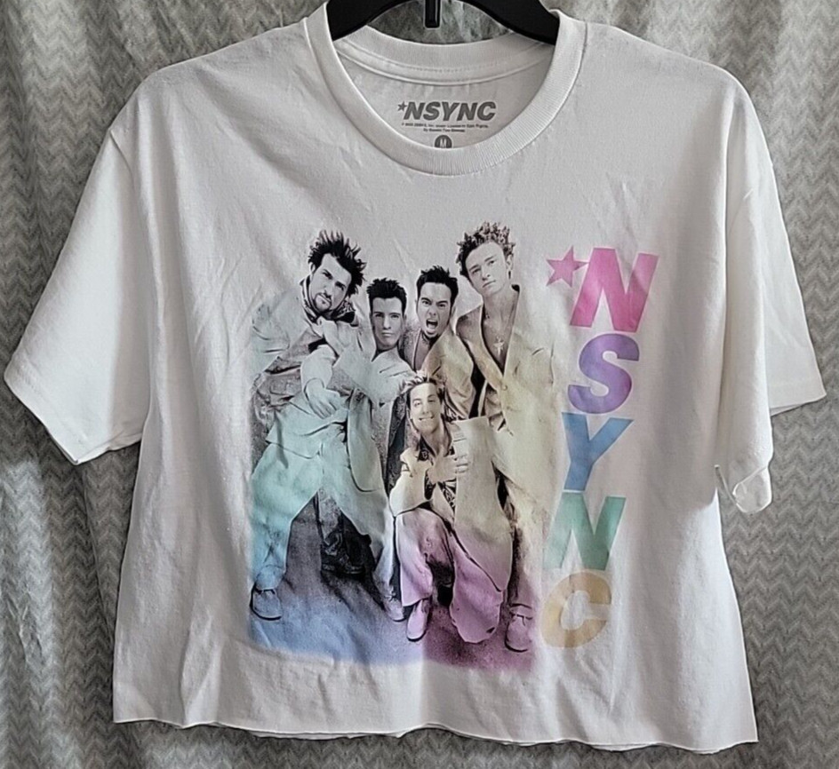 NSYNC Band Crop Top Women’s Medium White T-shirt Music 90’s Y2K Pop Culture