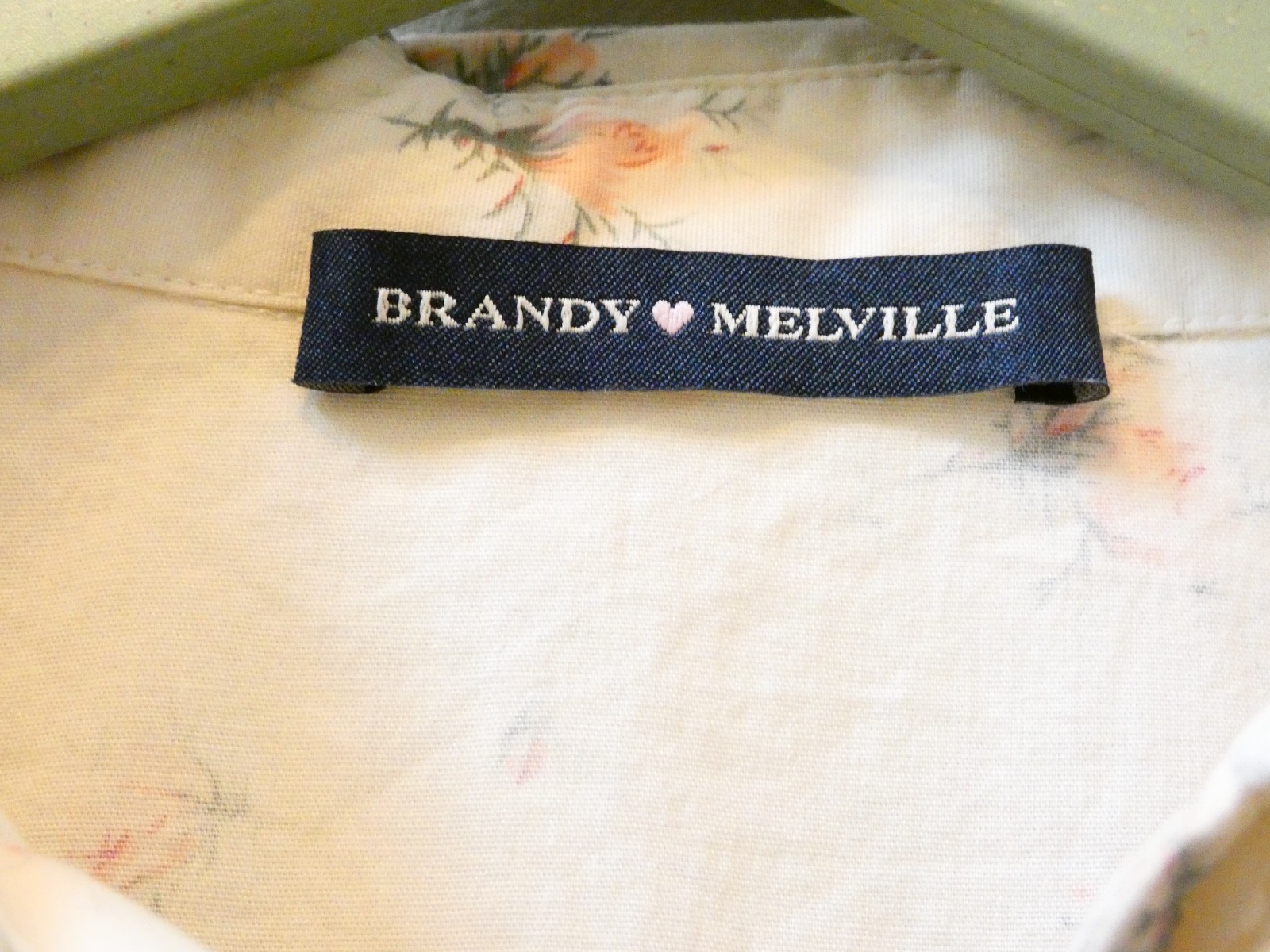 Brandy Melville White Floral Button Up Blouse – Yellow/Cream excellent condition
