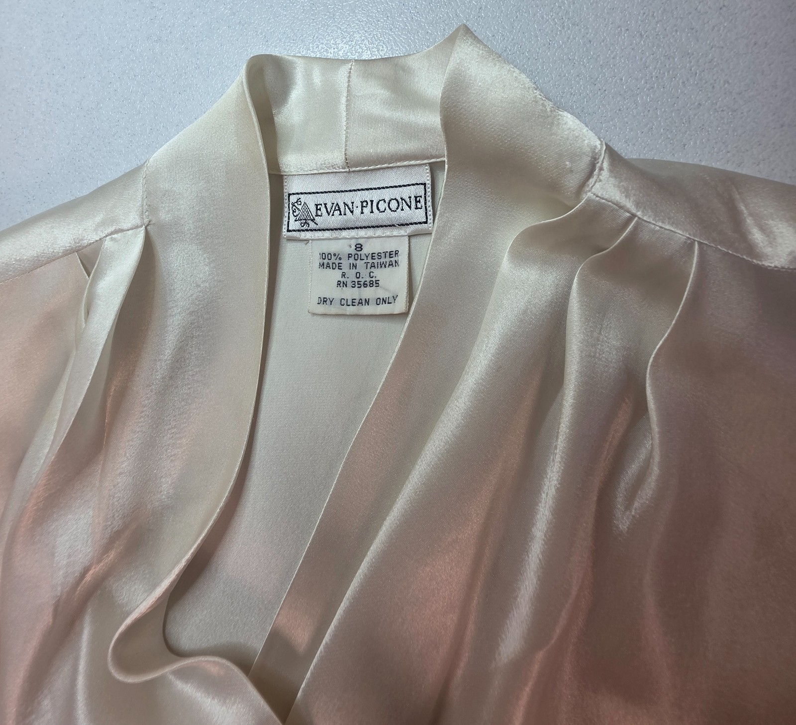Vintage EVAN PICONE Ivory Poly-Satin Wrap Draped Long Sleeve Pleated Blouse SZ 8