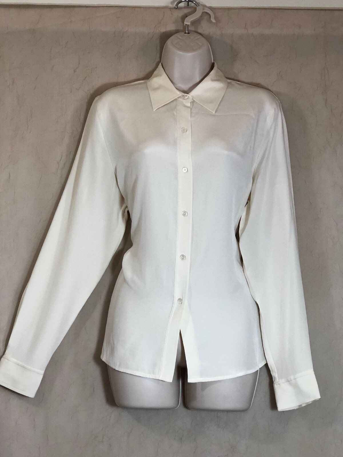BLOUSE BEIGE COLOR, SIZE 10, FORMAL OCCASION