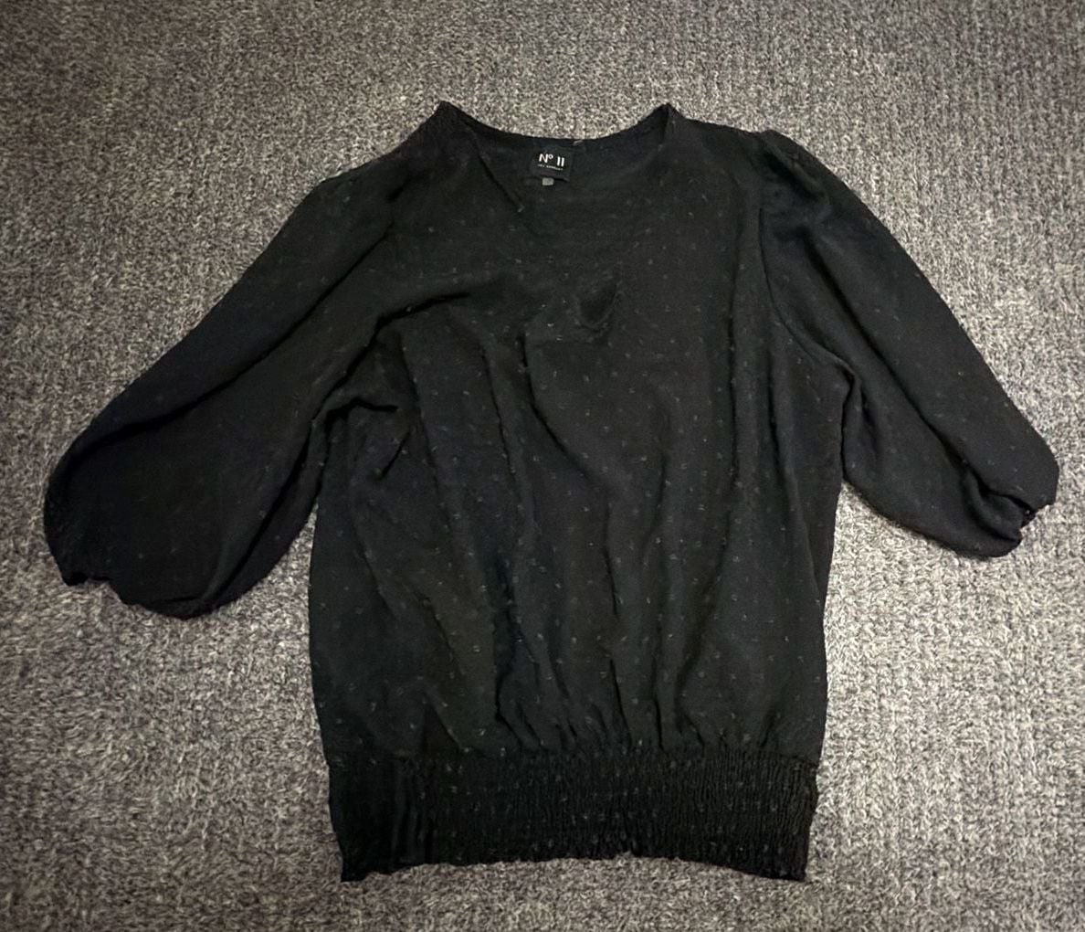 No. 11 Los Angeles Women’s Black Swiss Puff Sleeve Blouse Smocked Waist, Size 1X
