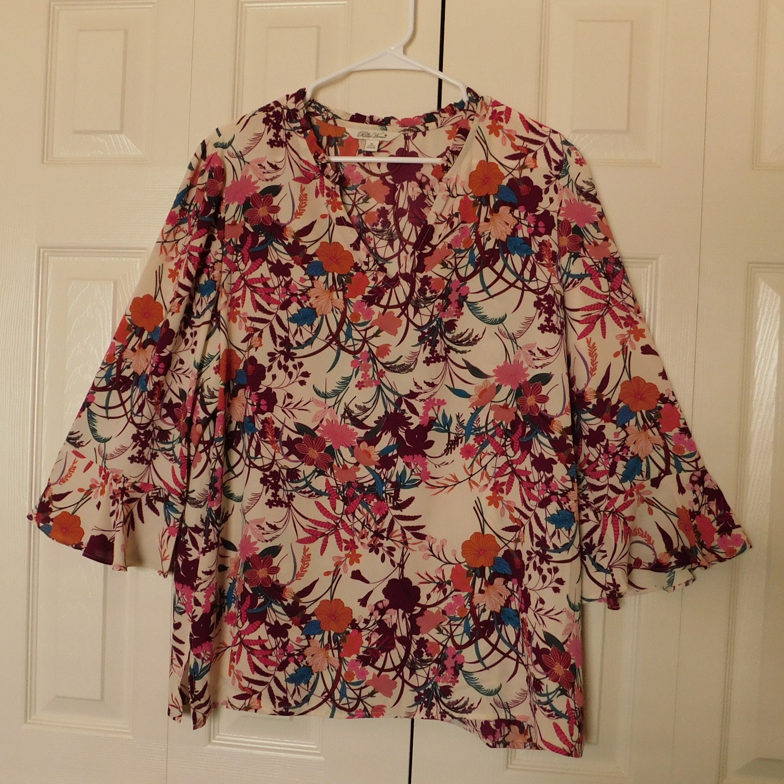 THE PIONEER WOMAN Floral 3/4 Bell Sleeve Top Cream Multicolor Boho Prairie XL
