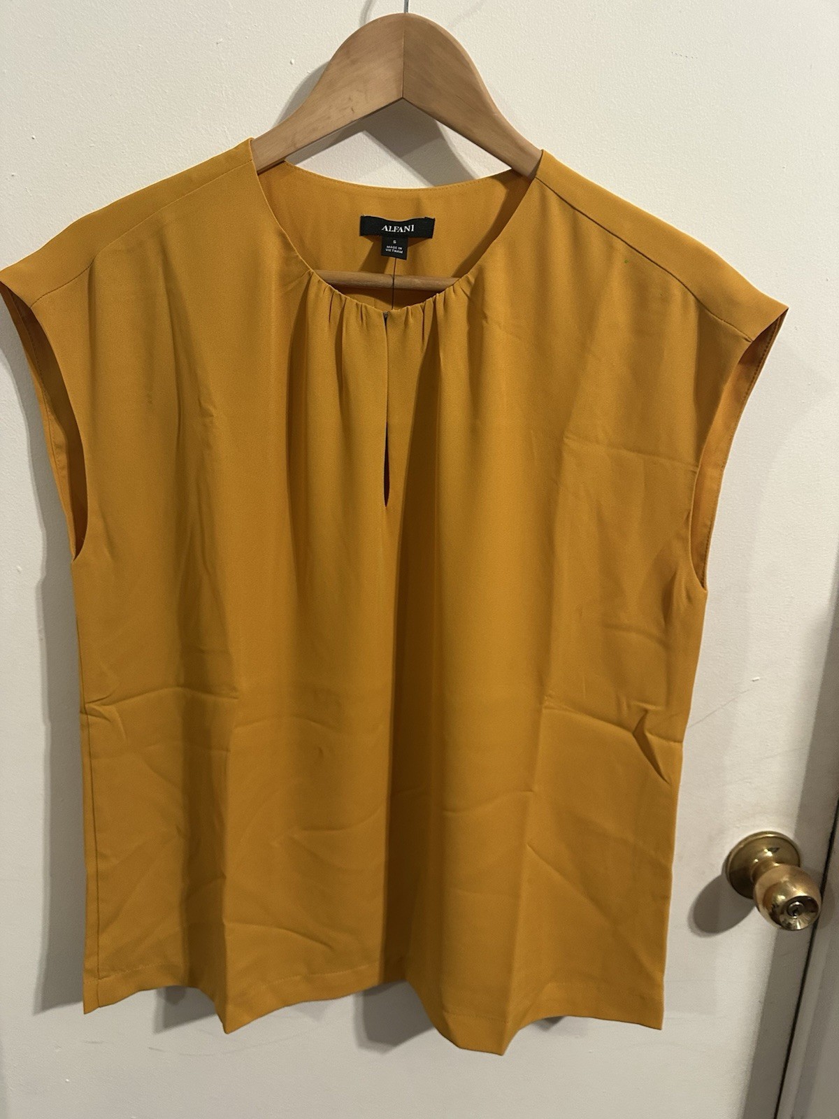Alfani Neo Glow Women’s Blouse Top Size S Marigold Mustard Yellow NWT