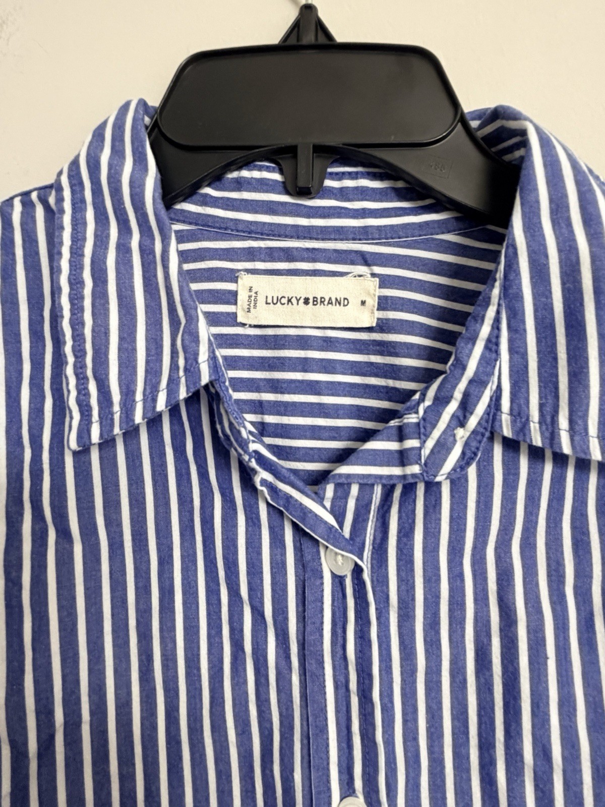 Lucky Brand Women’s Blue/White Striped Long Sleeve Button-Up Shirt – Size M
