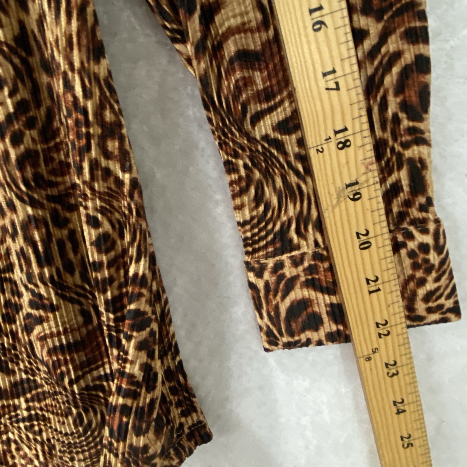 Inner Circle Leopard Print Top Woman’s 1x, 3x Button Up Accordion Pleated Brown
