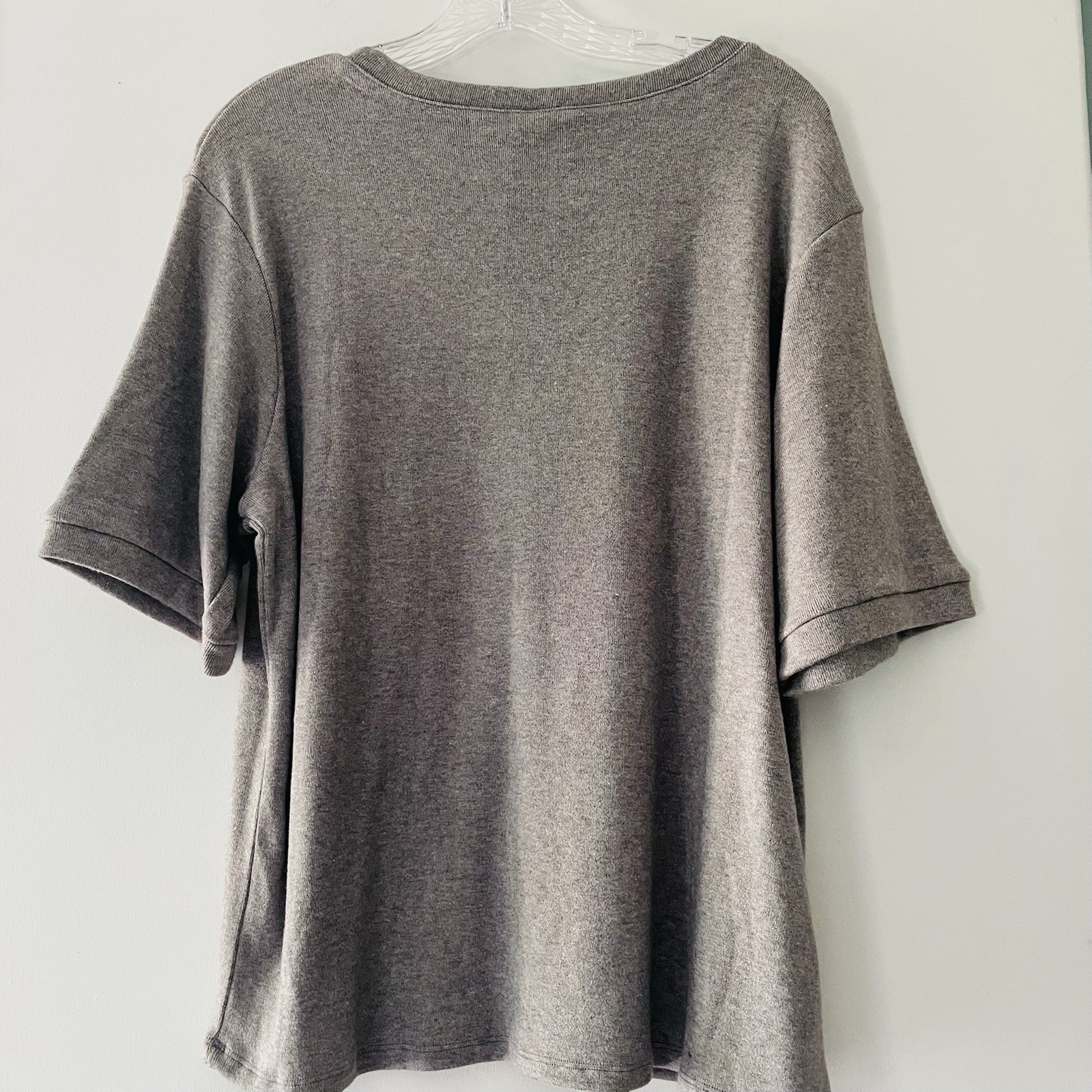 NWT! $44 GiGiO Plus Women Plus Size XL Heather Gray Textured Knit Oversized Top