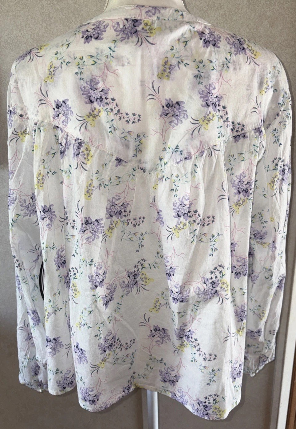 Scoop Button White Floral Print Boho Flowy Hippie Blouse X-SMALL NEW #16016-17