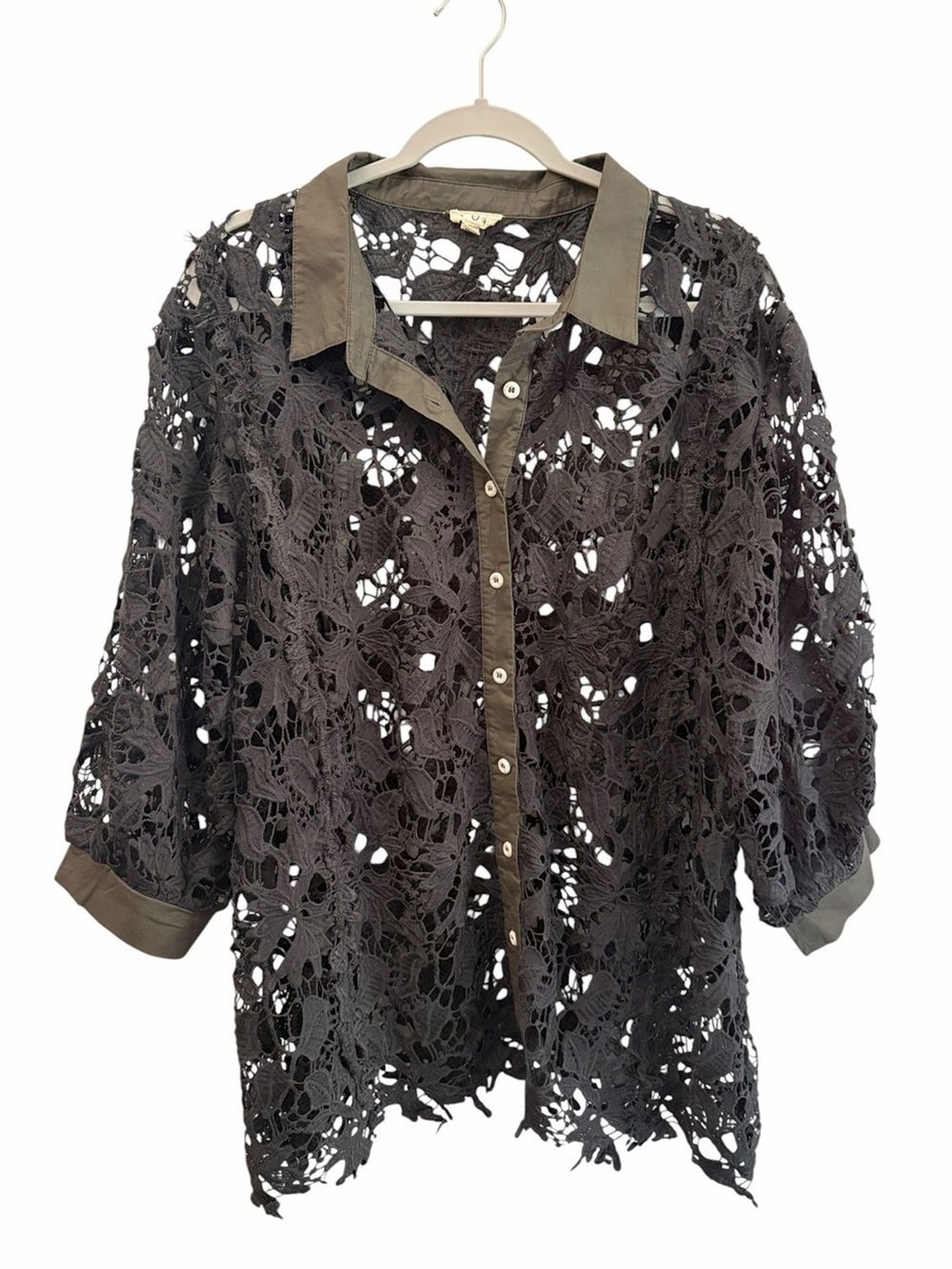 POL Boho Chic Black Crochet Floral Lace Frayed Button-Up Size Large Rustic