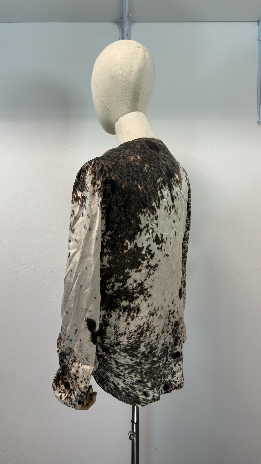 Roberto Cavalli Brown Cow Animal Print Silk Blouse Pussy Bow Shirt IT 42