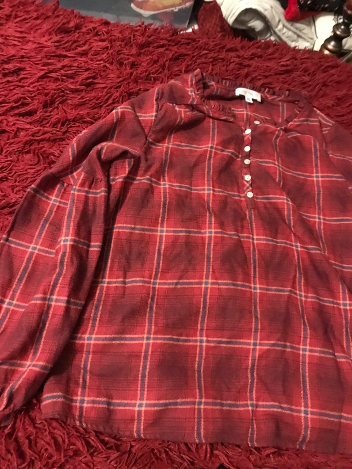 Daily Thread Women’s Red Plaid Casual shirt Size medium