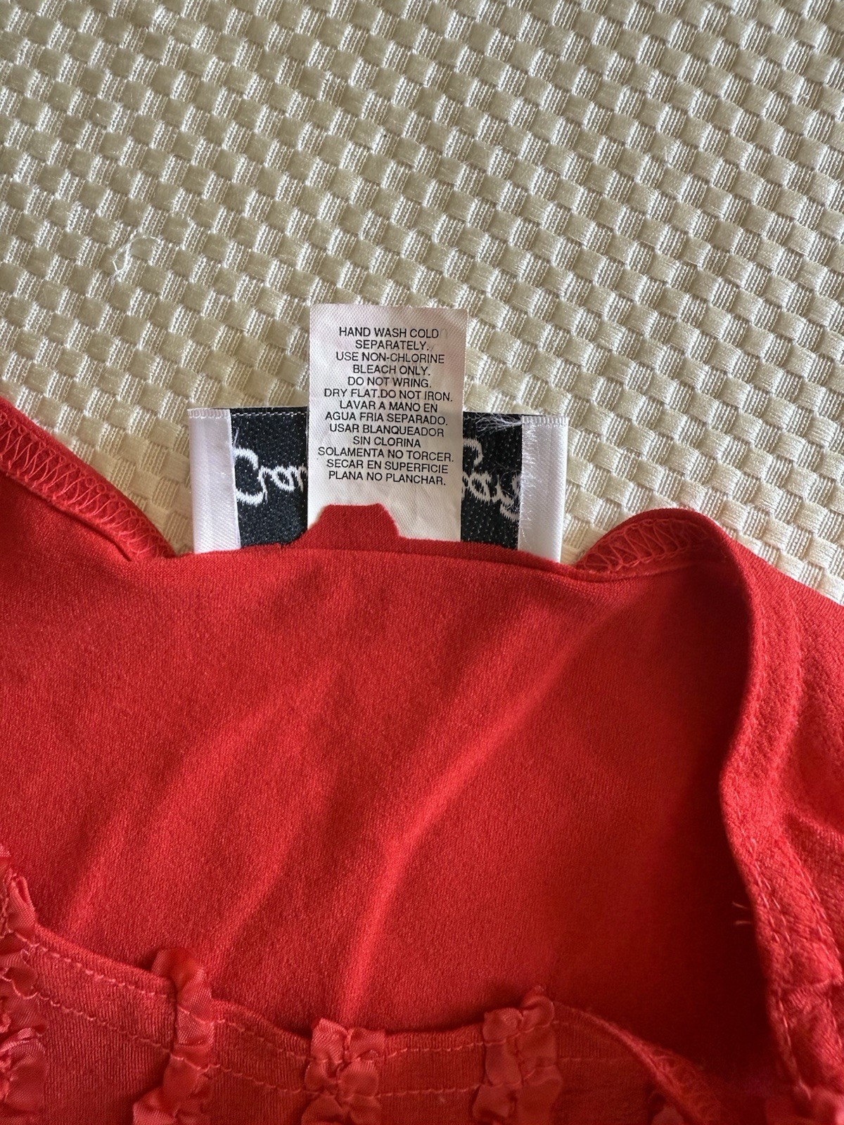 Claudia Richard Women’s Red Sleeveless Top Sz M Front Ruffle Accent Casual Party