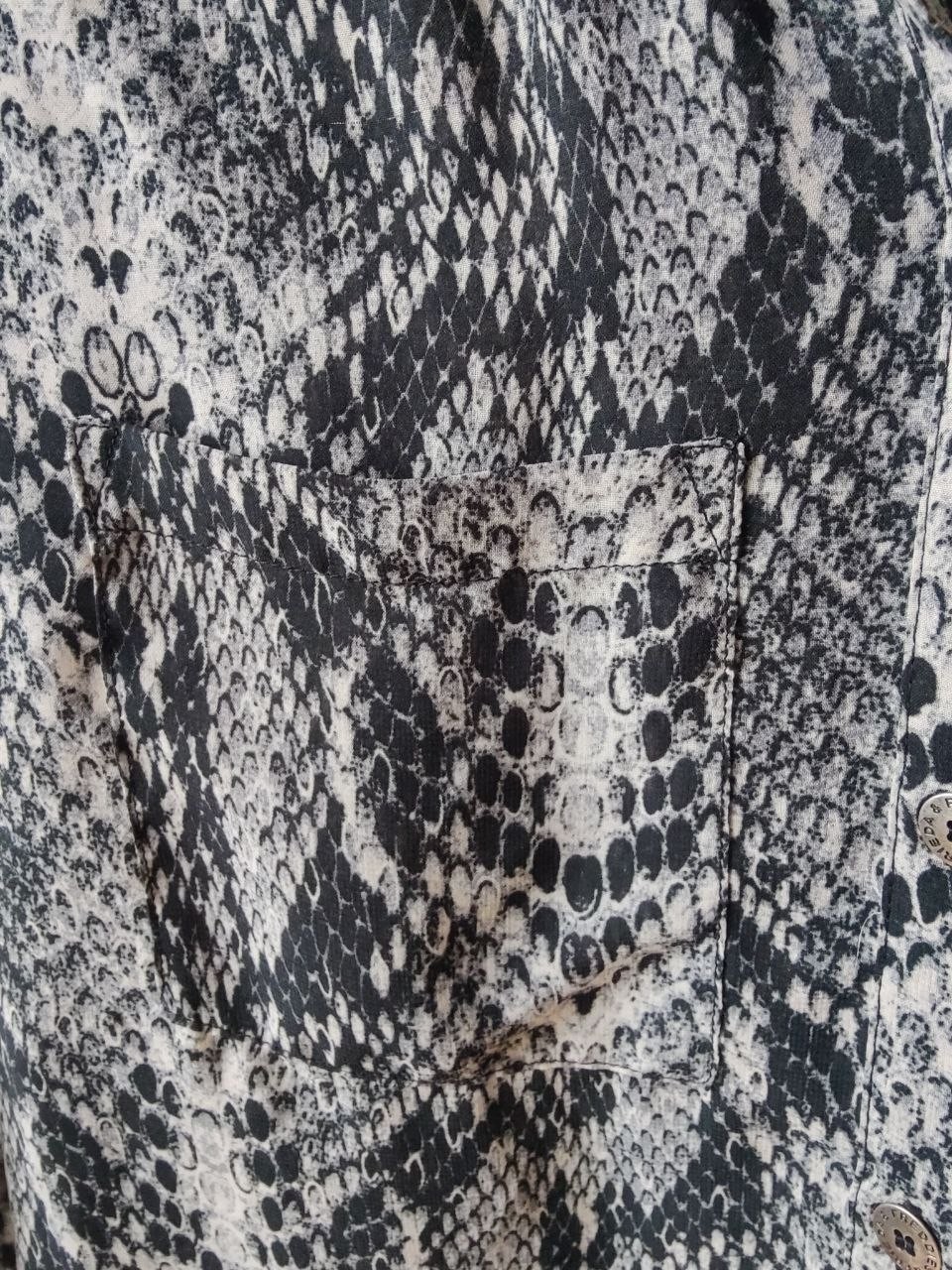 Frieda Freddies New York Animal Snake Print Blouse Shirt S Button Front