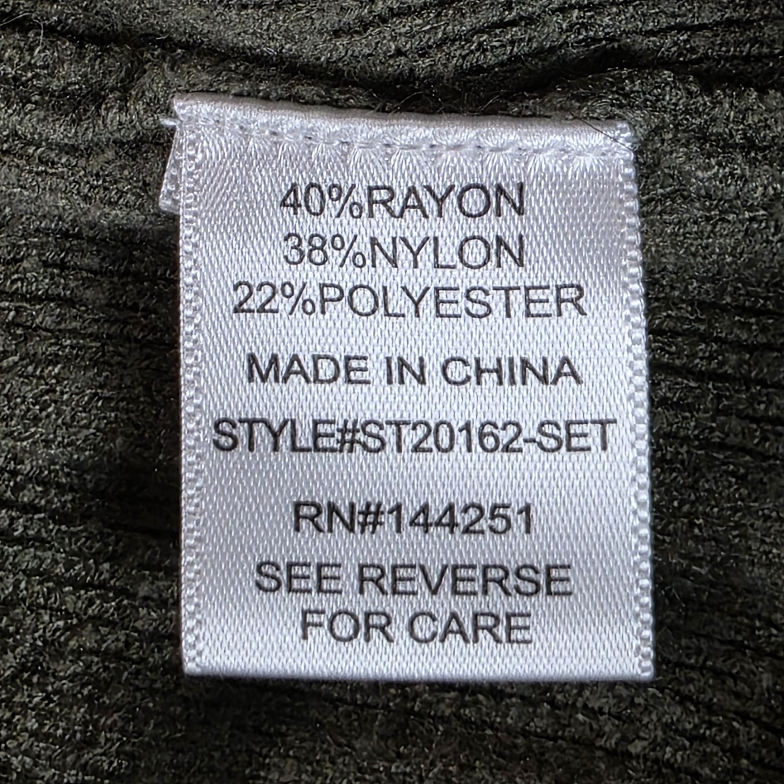 Sincerely Jules XS Ribbed Knit Tank Top Olive Green Crop Petite Friendly Slim