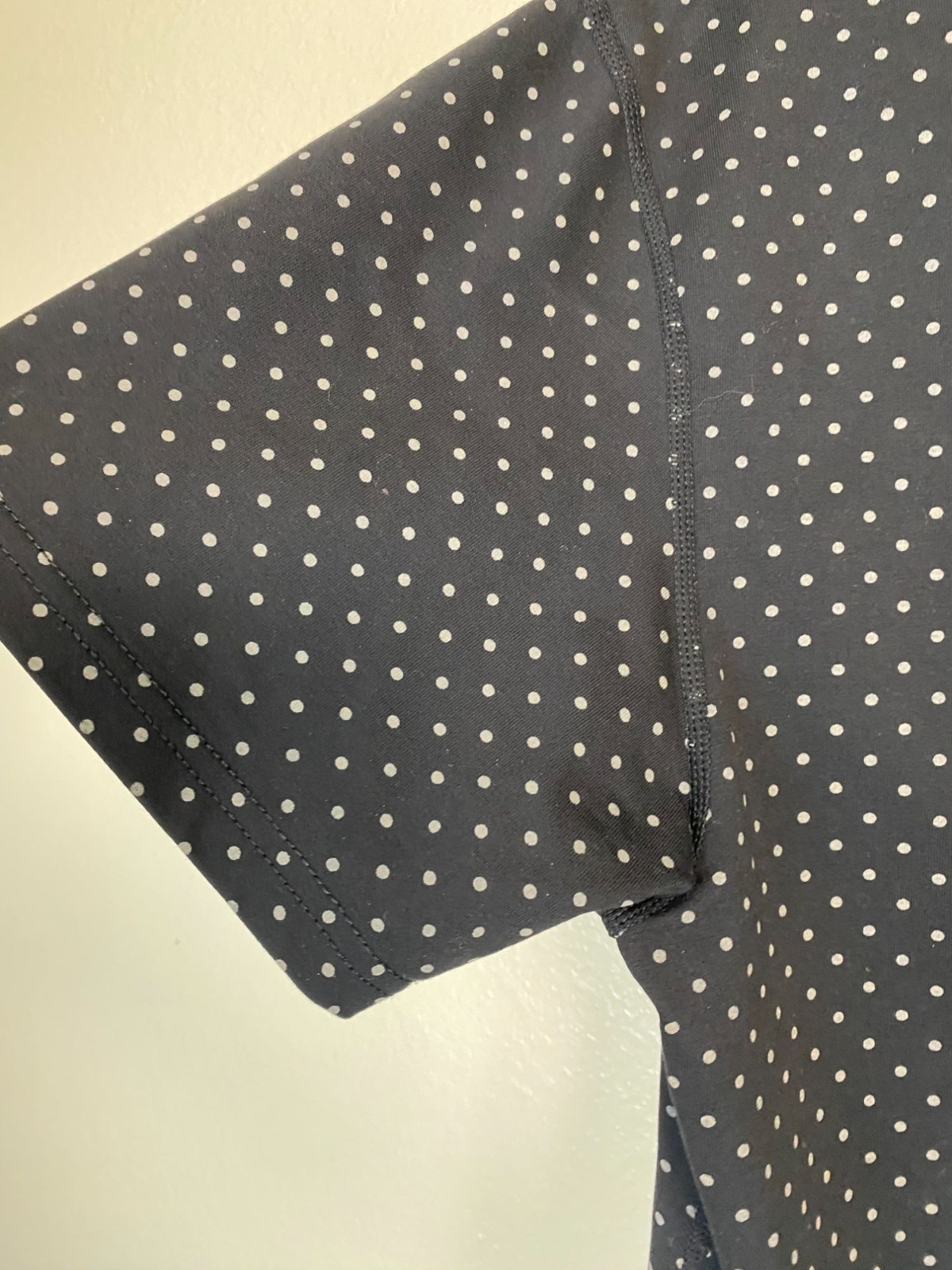 BYLT Polka Dot Short Sleeve T-Shirt Size Medium Black white performance Basic