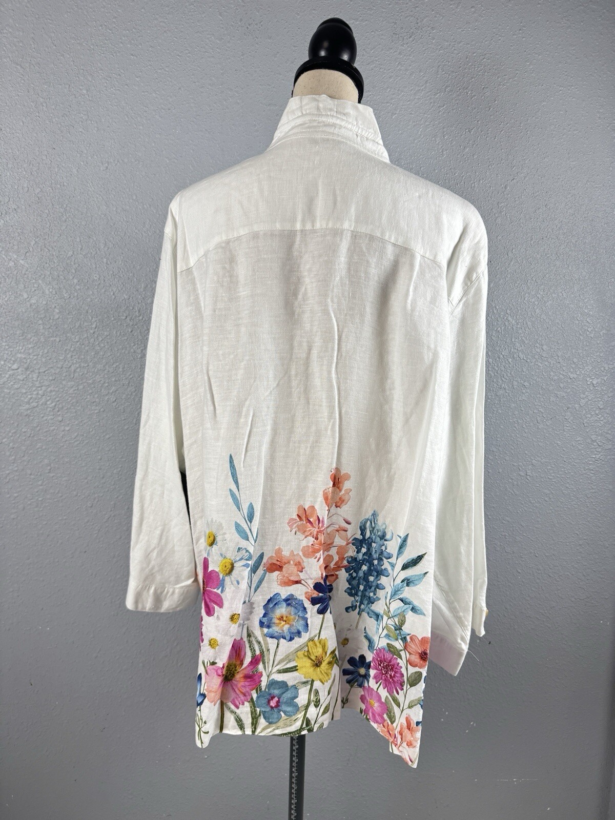 John Mark Floral Linen Tunic Top 1X White Floral Button Up Shirt Blouse NWT