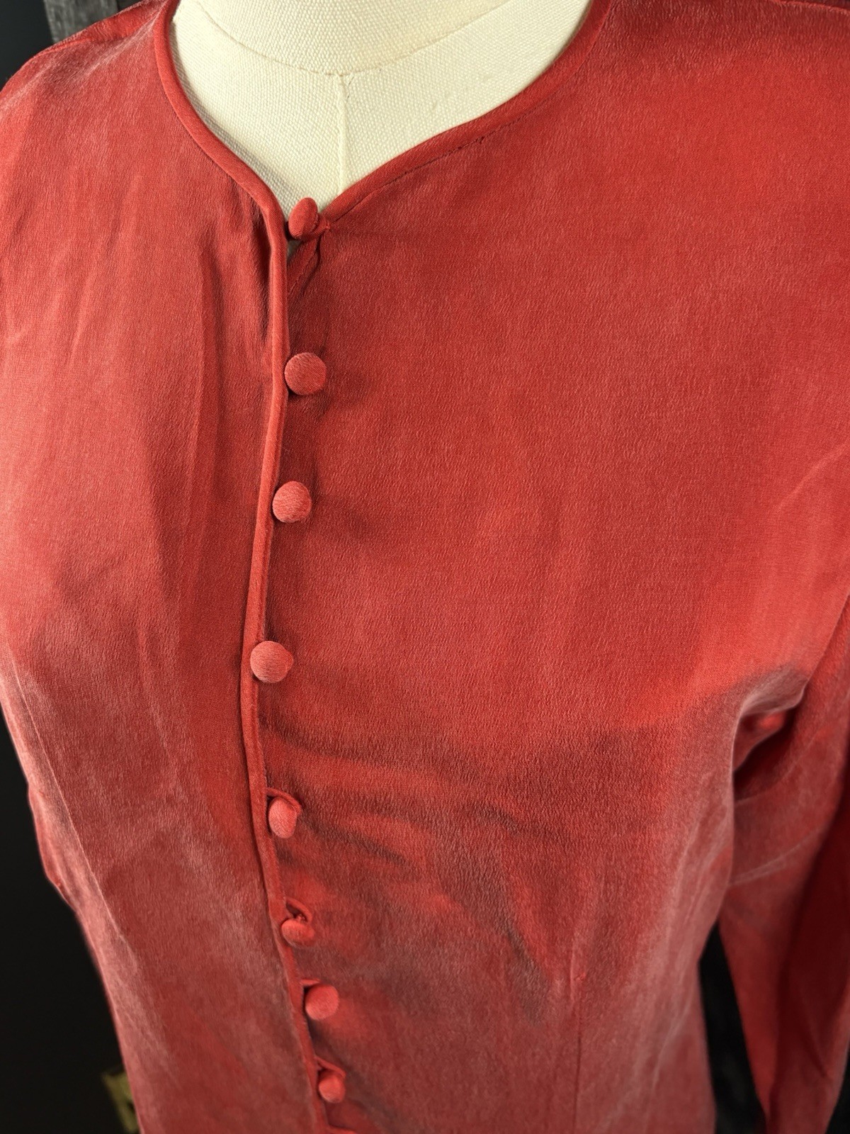 Due Per Due Silk Blouse Red Button Up Jacket Long Sleeve Removable Cami Womens 8